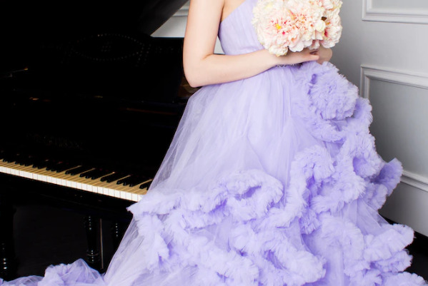 ブルベ夏の花嫁さんに似合うドレス