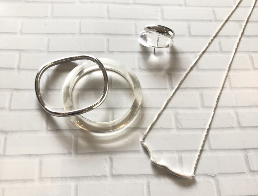 プチプラアクセサリー 30代